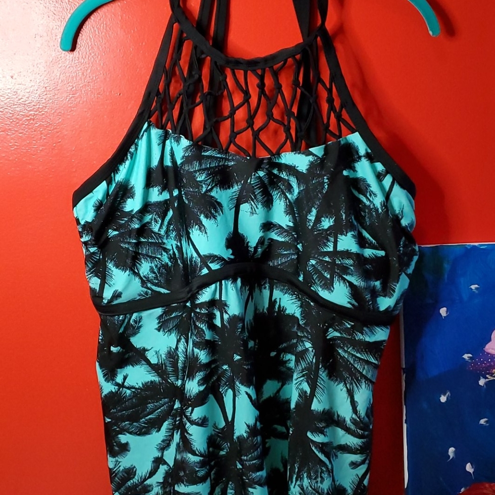 Bongo 3x swim top